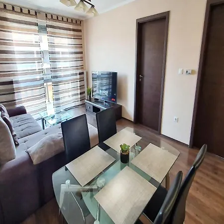 Central Holiday Apartman Keszthely
