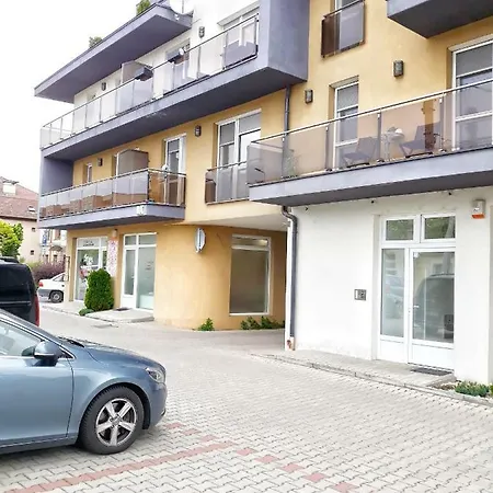 Central Holiday Apartman